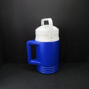 Igloo Half Gallon Dark Blue and White With Double Handles and Lid with Spout